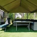 Caloroczny Lesny Domek Semesterbostad Dziwnów